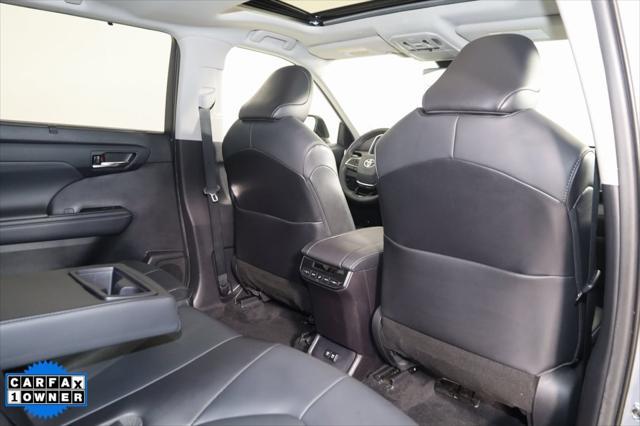 used 2021 Toyota Highlander Hybrid car, priced at $37,500