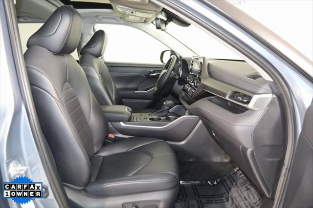used 2021 Toyota Highlander Hybrid car, priced at $37,500