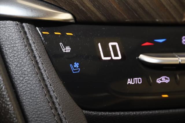used 2022 Cadillac XT6 car, priced at $33,500