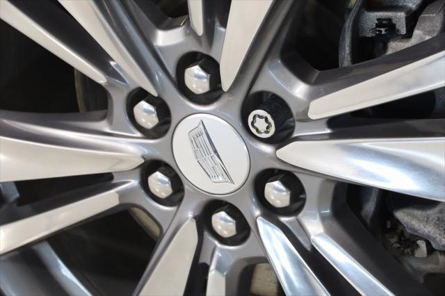 used 2022 Cadillac XT6 car, priced at $33,500