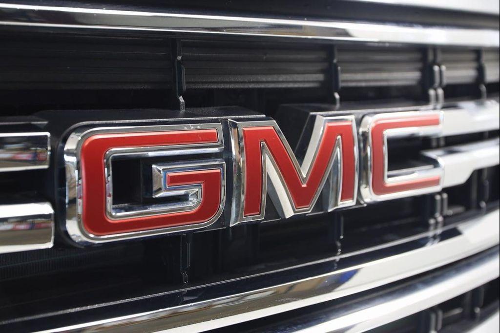 used 2023 GMC Acadia car, priced at $28,300