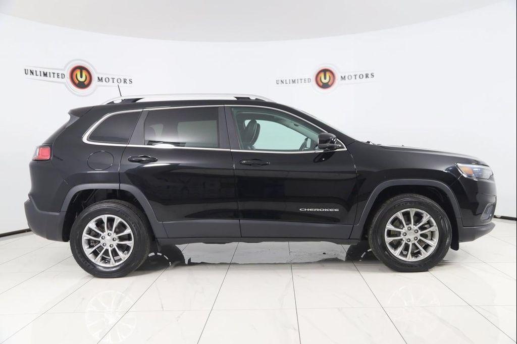 used 2021 Jeep Cherokee car, priced at $17,997