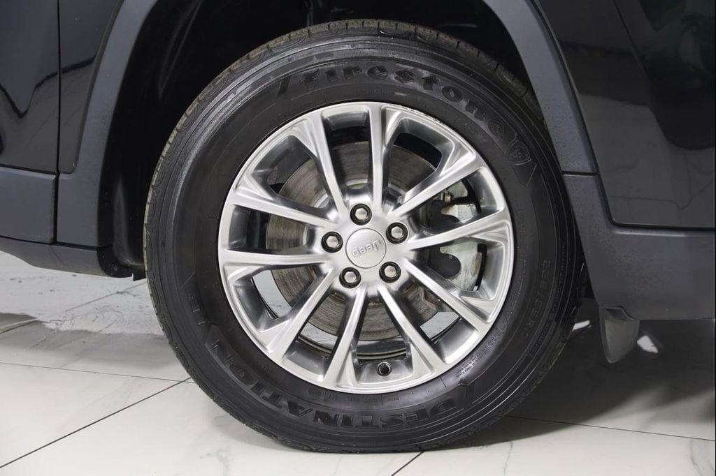 used 2021 Jeep Cherokee car, priced at $17,997