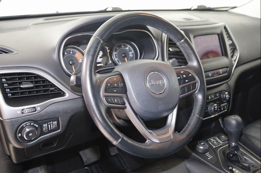 used 2021 Jeep Cherokee car, priced at $17,997