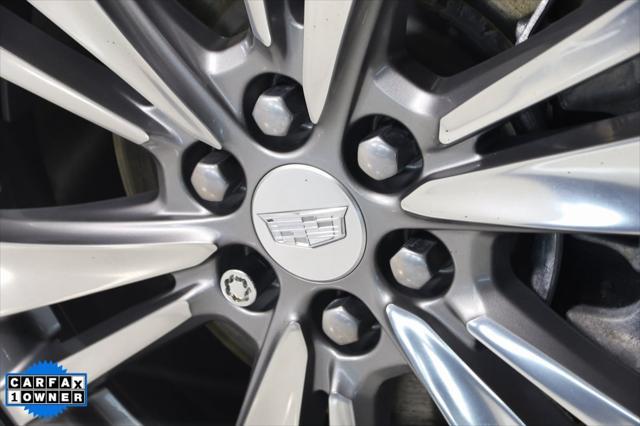 used 2022 Cadillac XT5 car, priced at $35,990