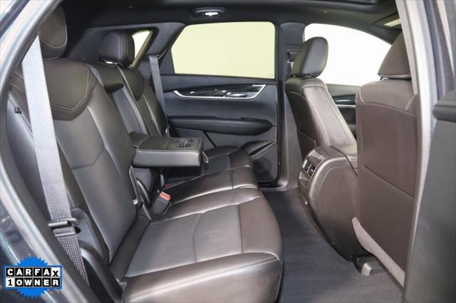 used 2022 Cadillac XT5 car, priced at $35,990