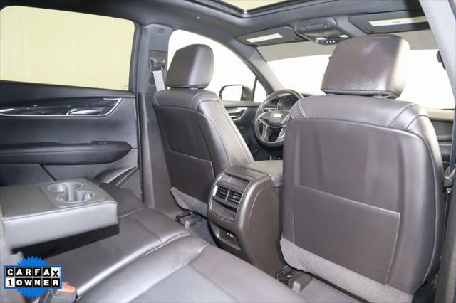 used 2022 Cadillac XT5 car, priced at $35,990