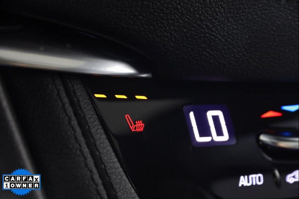 used 2022 Cadillac XT5 car, priced at $35,200