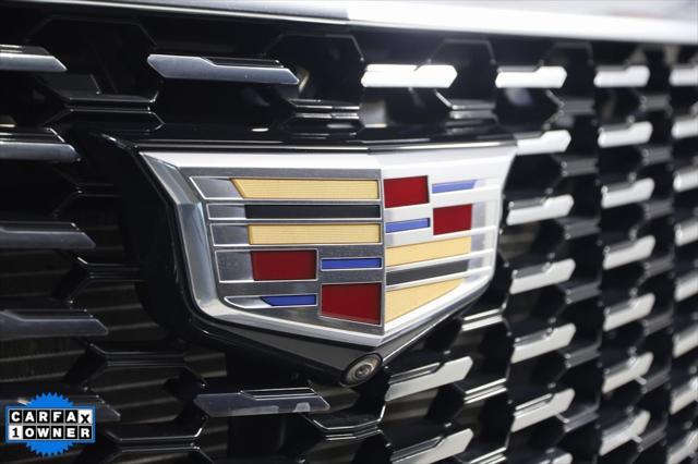 used 2022 Cadillac XT5 car, priced at $35,990
