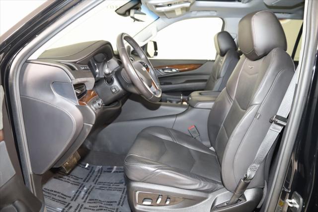 used 2020 Cadillac Escalade car, priced at $45,400