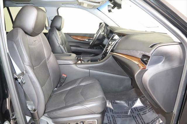 used 2020 Cadillac Escalade car, priced at $45,400