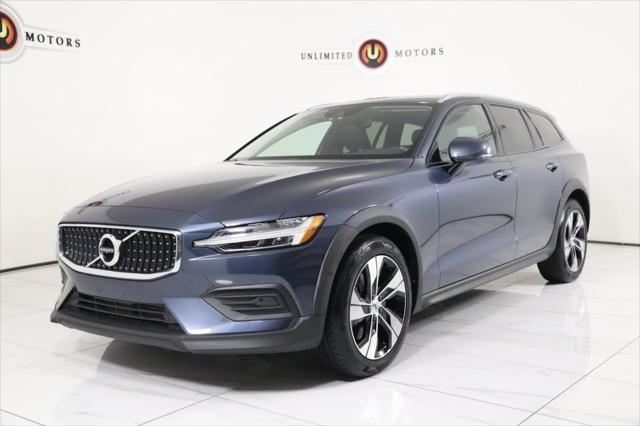 used 2020 Volvo V60 Cross Country car, priced at $29,800