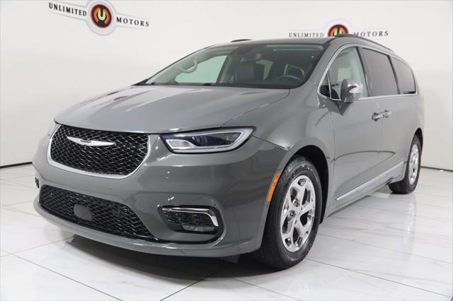 used 2022 Chrysler Pacifica car, priced at $31,400
