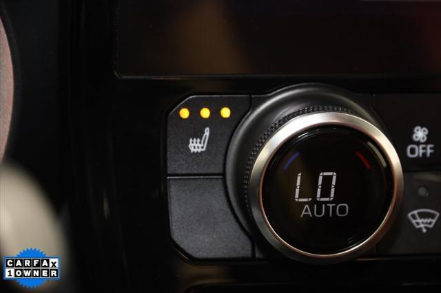 used 2024 Toyota Highlander car, priced at $44,995
