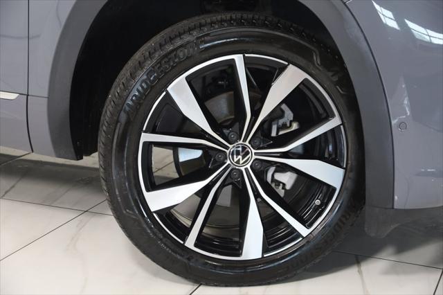 used 2024 Volkswagen Atlas Cross Sport car, priced at $38,500