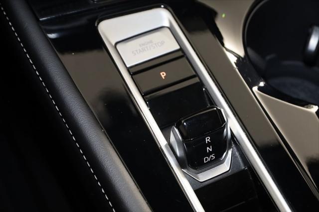 used 2024 Volkswagen Atlas Cross Sport car, priced at $38,500