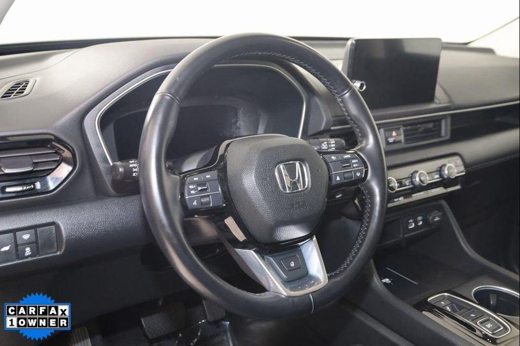 used 2023 Honda Pilot car, priced at $41,993