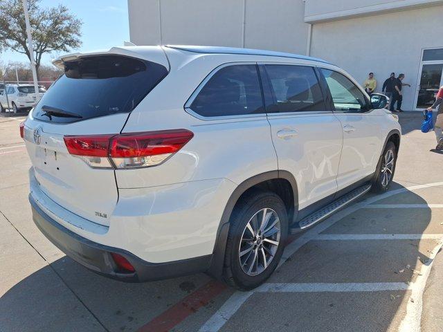 used 2019 Toyota Highlander car, priced at $25,774