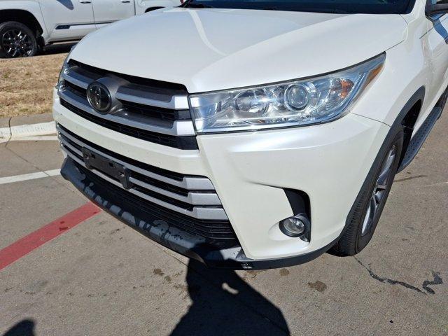 used 2019 Toyota Highlander car, priced at $25,774