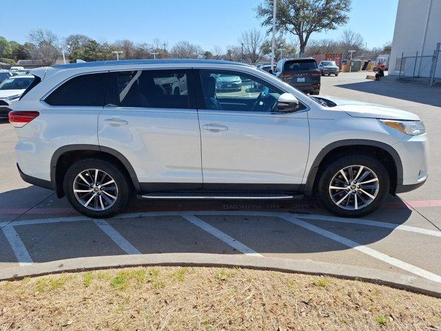 used 2019 Toyota Highlander car, priced at $25,774