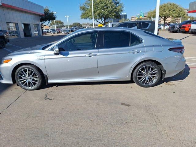 used 2021 Toyota Camry Hybrid car, priced at $28,673