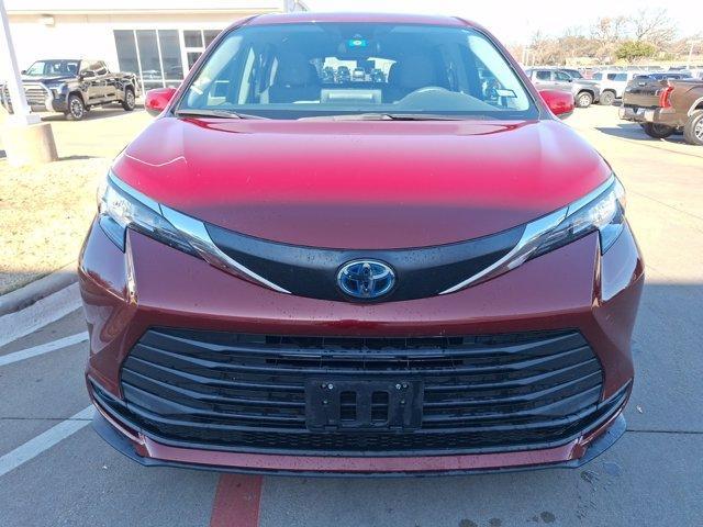 used 2021 Toyota Sienna car, priced at $31,774