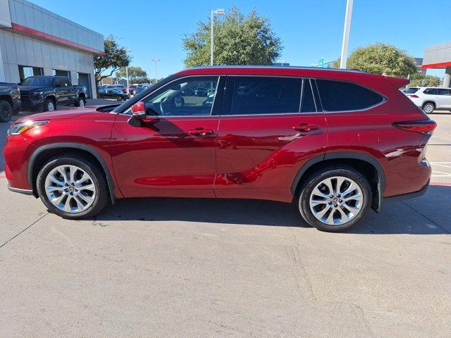 used 2023 Toyota Highlander car, priced at $44,774