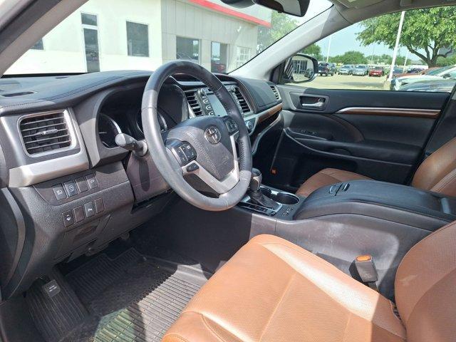 used 2019 Toyota Highlander car, priced at $26,998