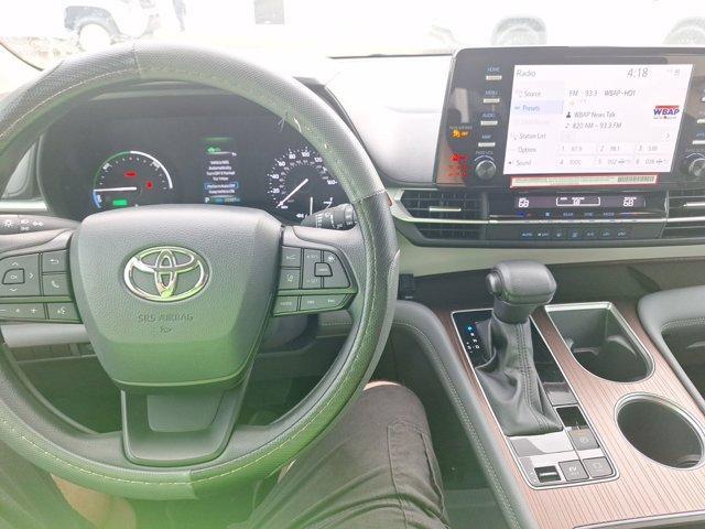 used 2024 Toyota Sienna car, priced at $39,759