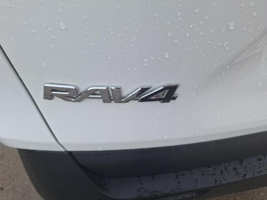 used 2022 Toyota RAV4 car, priced at $22,172