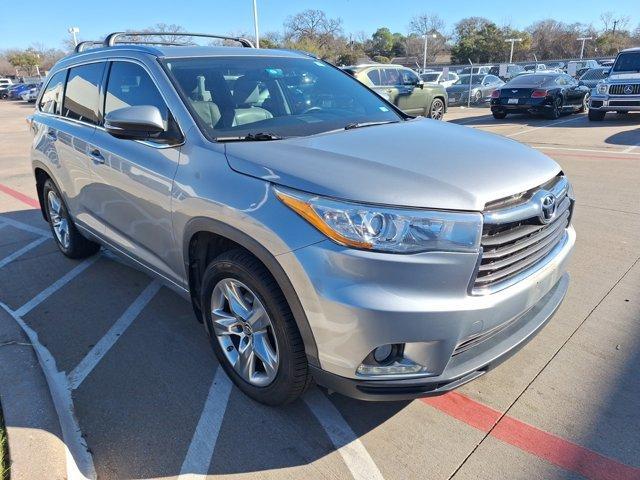 used 2016 Toyota Highlander car, priced at $21,894