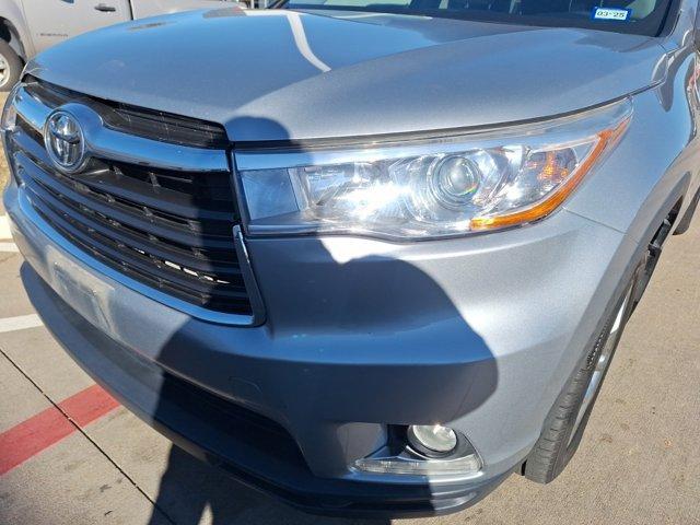 used 2016 Toyota Highlander car, priced at $21,894