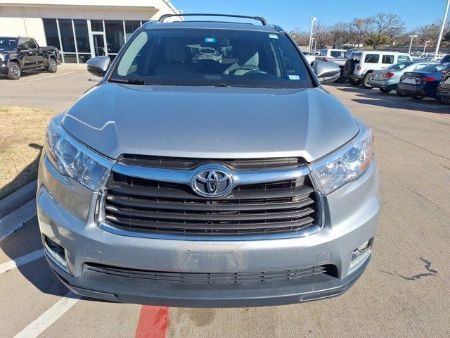 used 2016 Toyota Highlander car, priced at $21,894