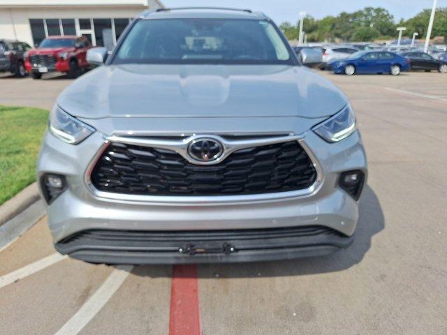 used 2024 Toyota Highlander car, priced at $51,486