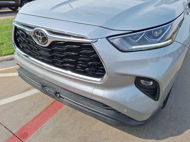 used 2024 Toyota Highlander car, priced at $51,486