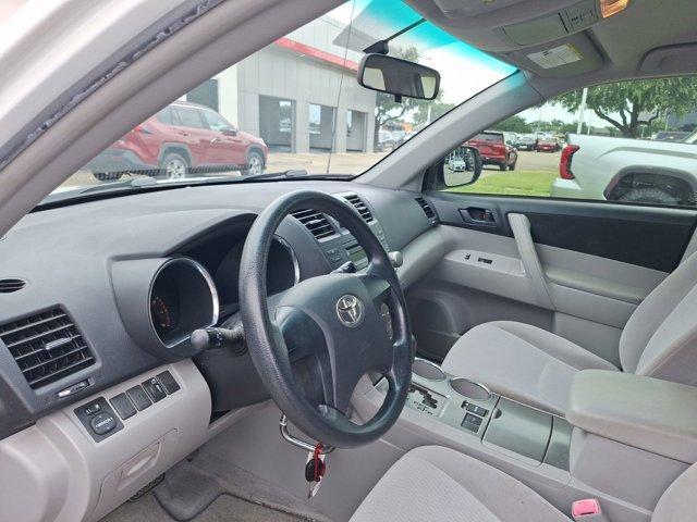 used 2009 Toyota Highlander car, priced at $9,774