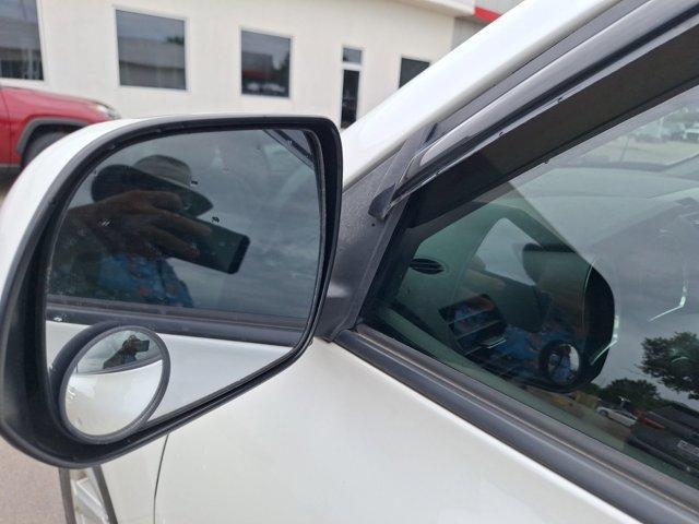used 2009 Toyota Highlander car, priced at $9,774