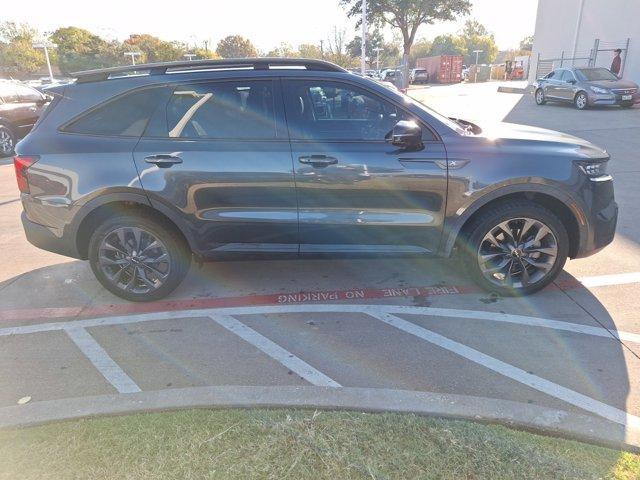 used 2022 Kia Sorento car, priced at $30,998