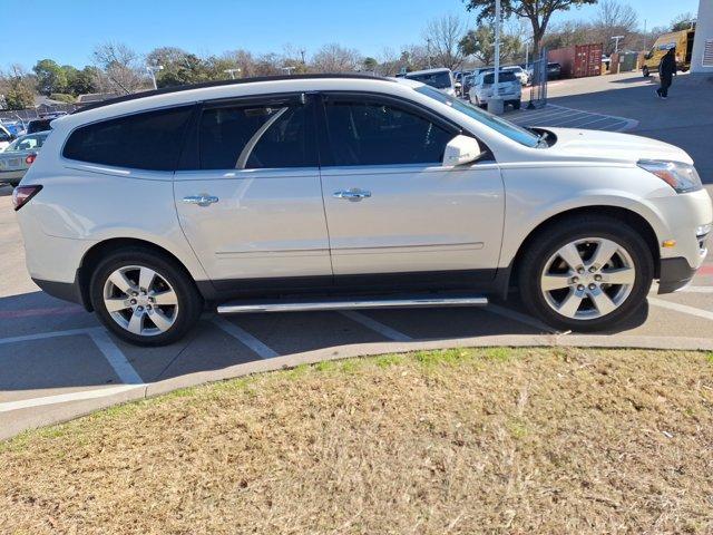 used 2014 Chevrolet Traverse car, priced at $13,894