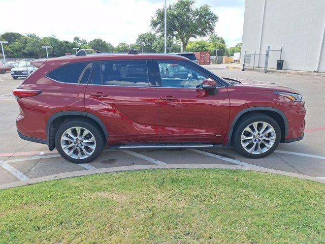 used 2022 Toyota Highlander Hybrid car, priced at $31,998