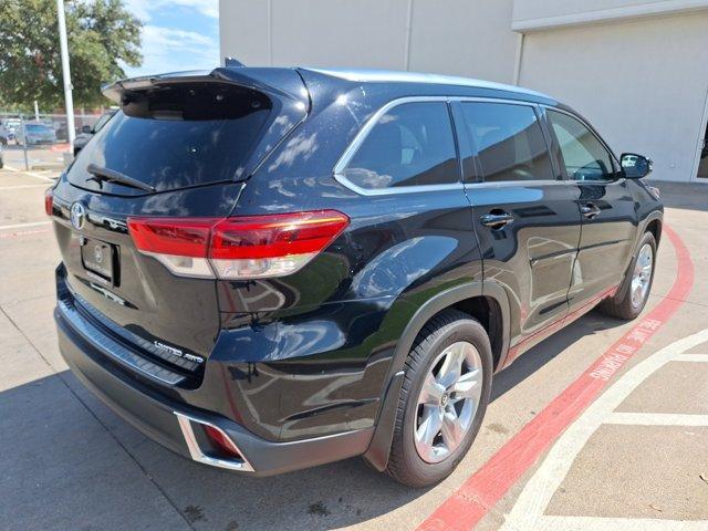 used 2017 Toyota Highlander car, priced at $27,998