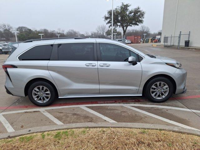 used 2021 Toyota Sienna car, priced at $35,274