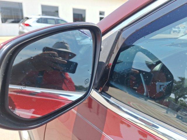 used 2015 Toyota Highlander car, priced at $14,437