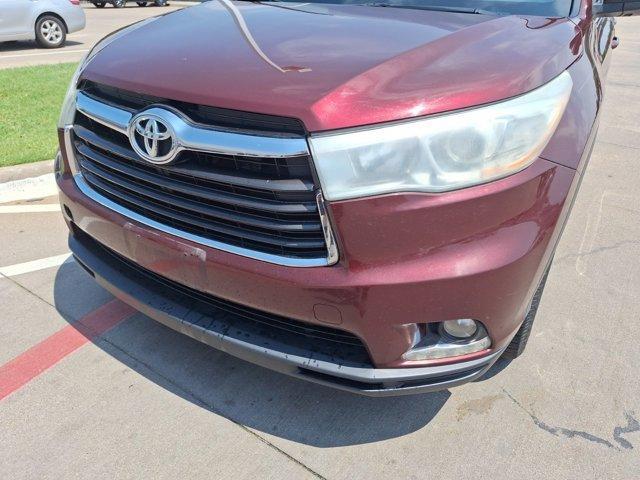 used 2015 Toyota Highlander car, priced at $14,437