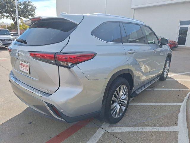 used 2023 Toyota Highlander car, priced at $42,990