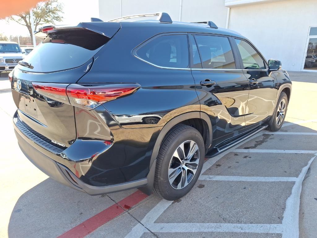 used 2024 Toyota Highlander car, priced at $45,991