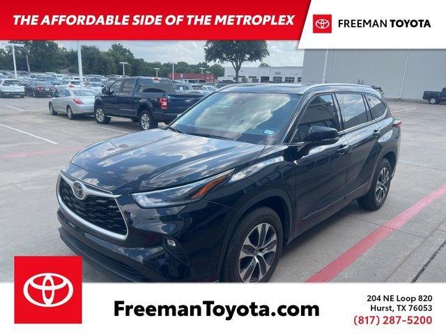 used 2021 Toyota Highlander car, priced at $29,998