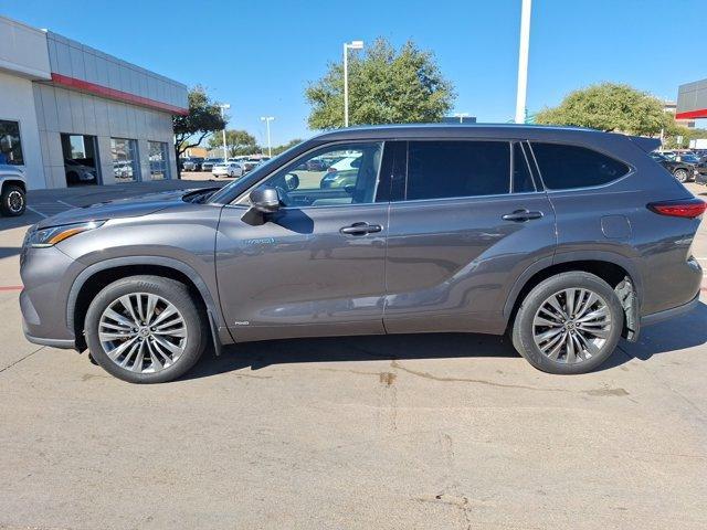 used 2021 Toyota Highlander Hybrid car, priced at $44,574