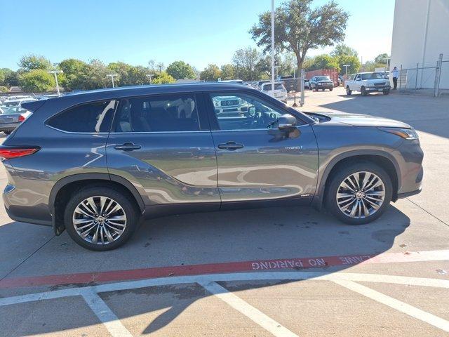 used 2021 Toyota Highlander Hybrid car, priced at $44,574