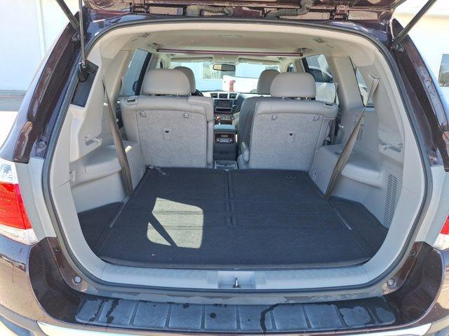 used 2013 Toyota Highlander car, priced at $19,774